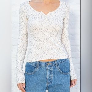 brandy melville white floral long sleeve